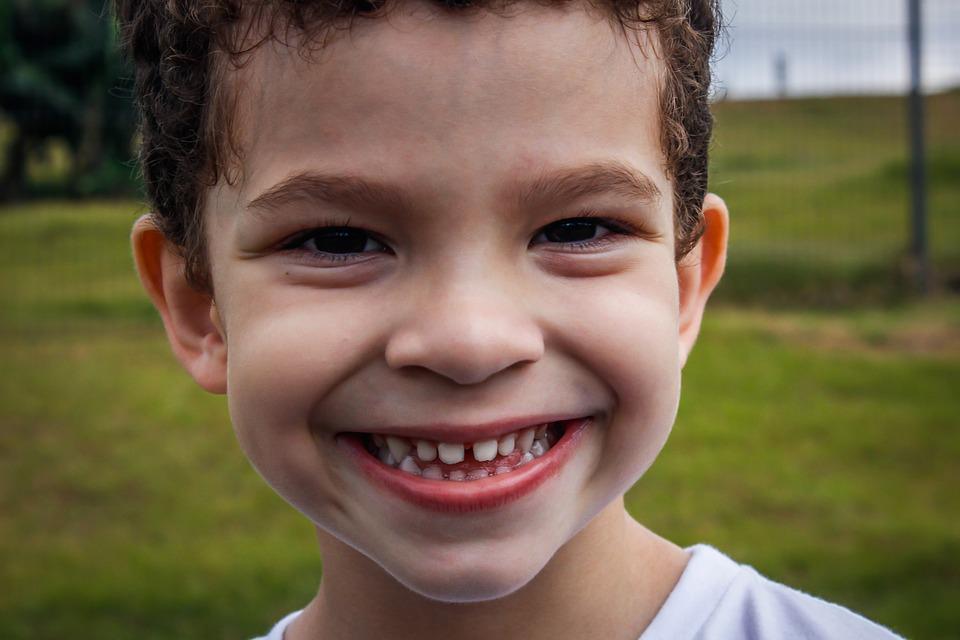 Avaliação clínica e ortodôntica de diastemas em crianças na dentição de leite